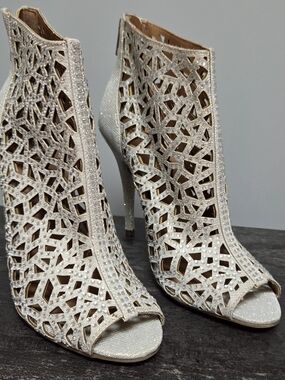 NEW!🔥no Box Women's Sparkly Silver Glitter Cutout Peep-Toe Ankle Boots